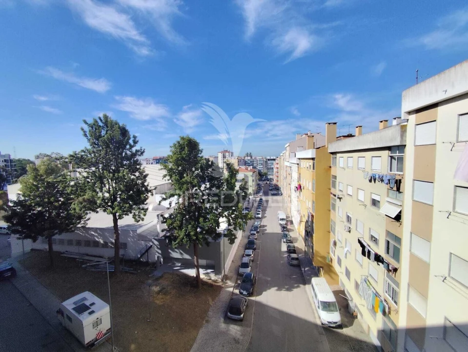 Apartamento T2 para Venda em Seixal, Arrentela e Aldeia de Paio Pires Foto 33