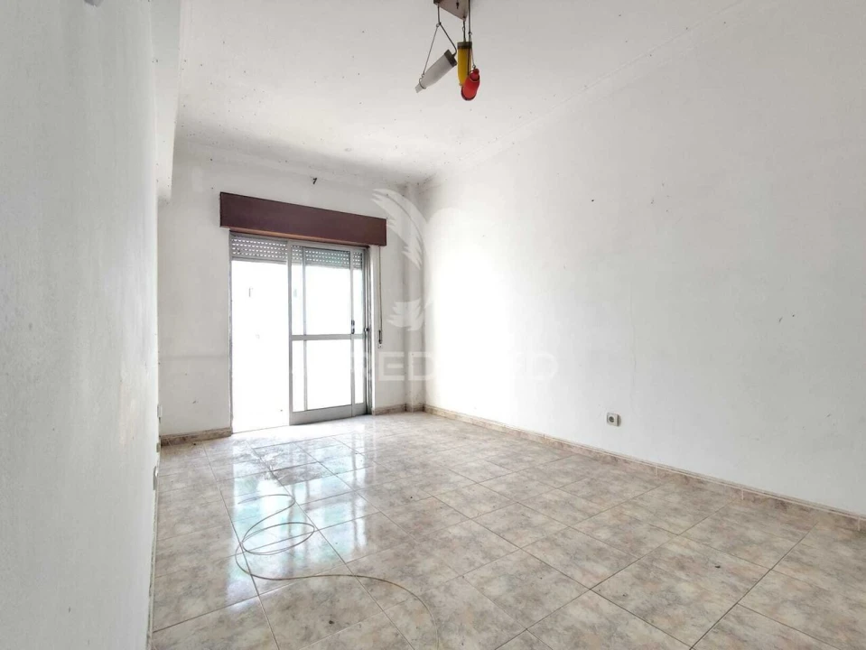 Apartamento T2 para Venda em Seixal, Arrentela e Aldeia de Paio Pires Foto 29