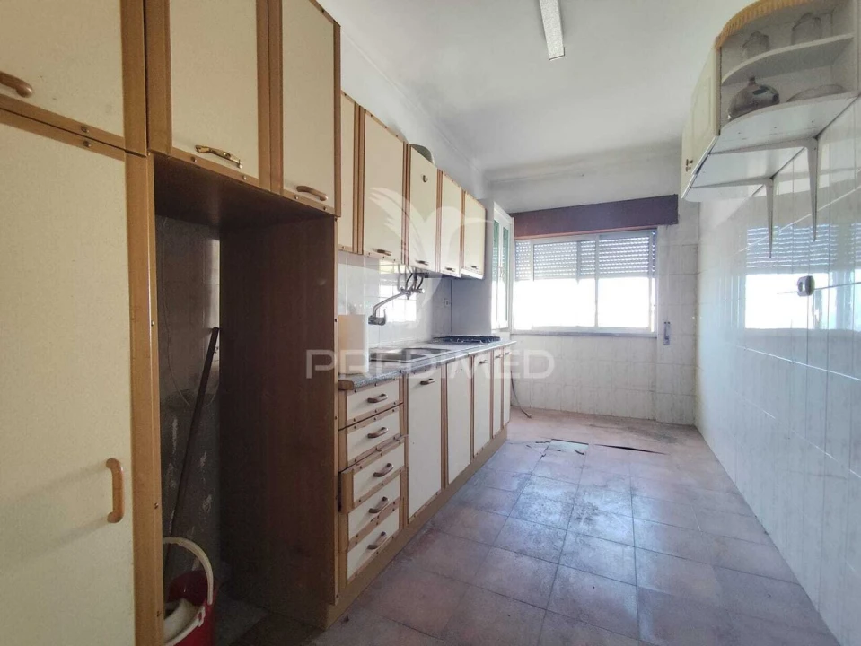 Apartamento T2 para Venda em Seixal, Arrentela e Aldeia de Paio Pires Foto 2