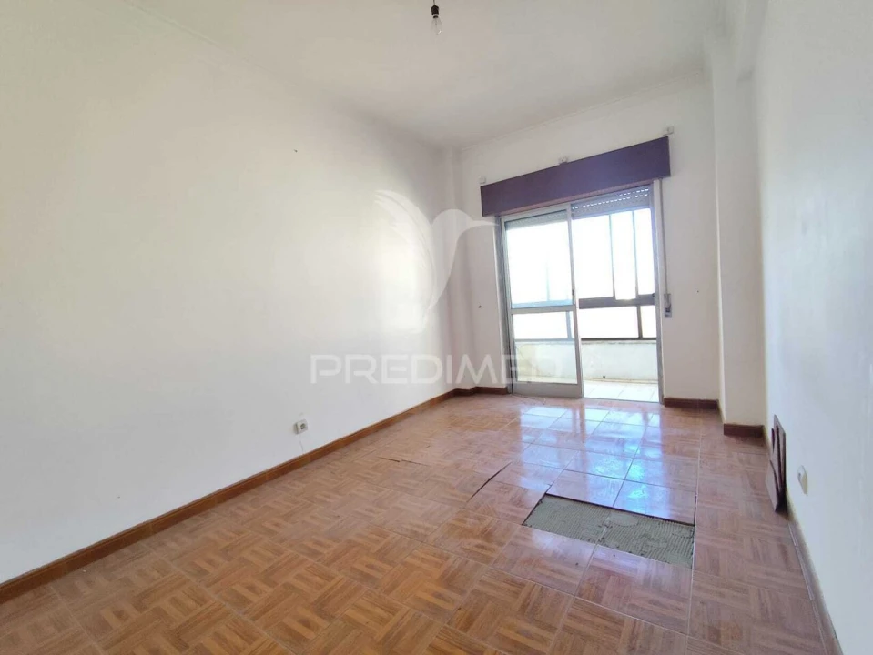 Apartamento T2 para Venda em Seixal, Arrentela e Aldeia de Paio Pires Foto 30