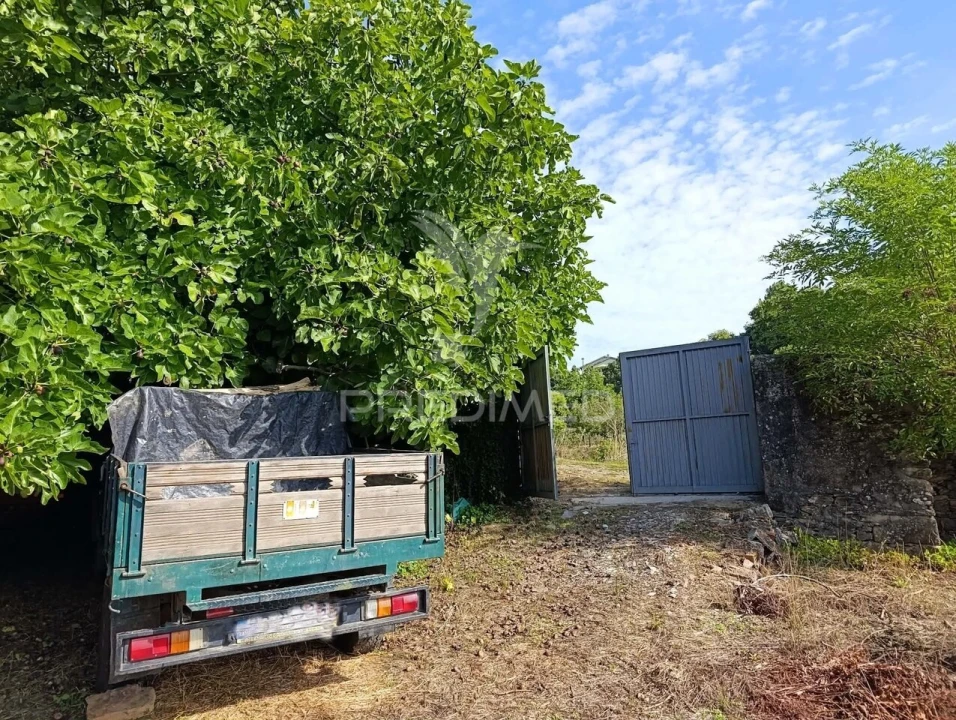Quinta T6 para Venda em Andrães Foto 21
