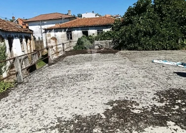 Quinta T6 para Venda em Andrães
