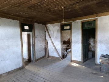 Quinta T6 para Venda em Andrães