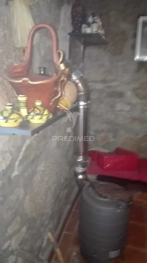 Moradia T4 para Venda em Manteigas (São Pedro)
