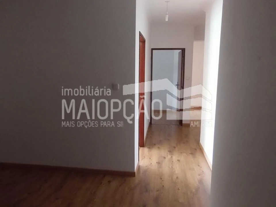 Apartamento T3 para Venda em Guarda Foto 4