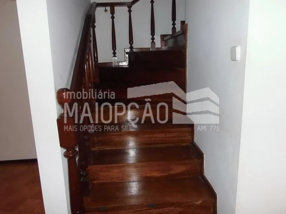 Apartamento T3 para Venda em Guarda Foto 8