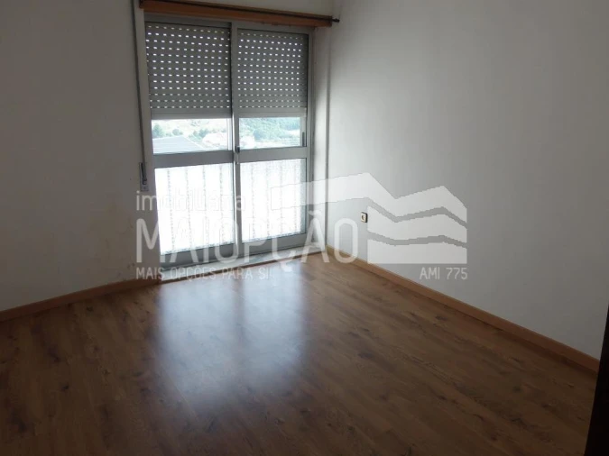 Apartamento T3 para Venda em Guarda Foto 11