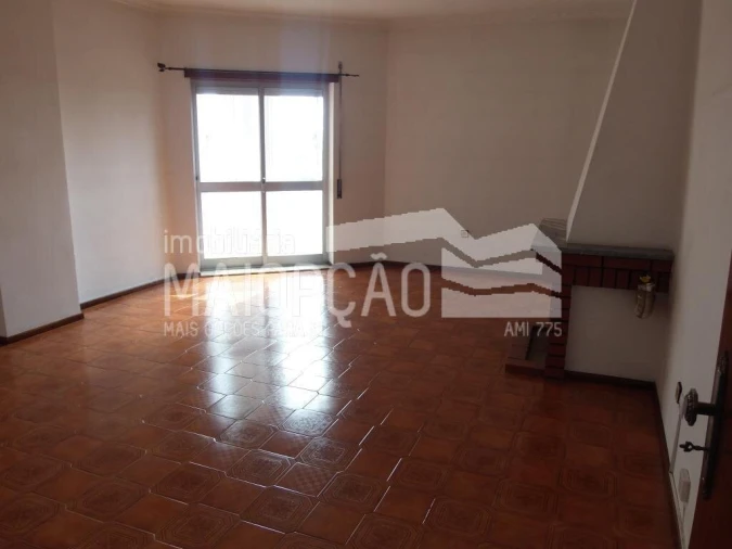 Apartamento T3 para Venda em Guarda Foto 3