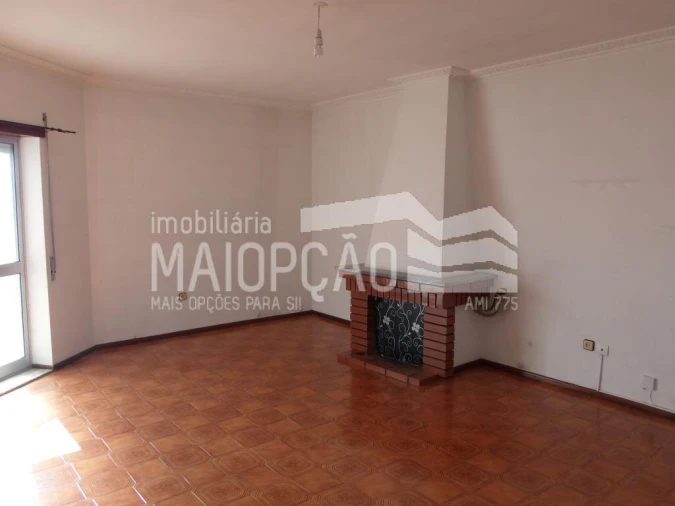 Apartamento T3 para Venda em Guarda Foto 5