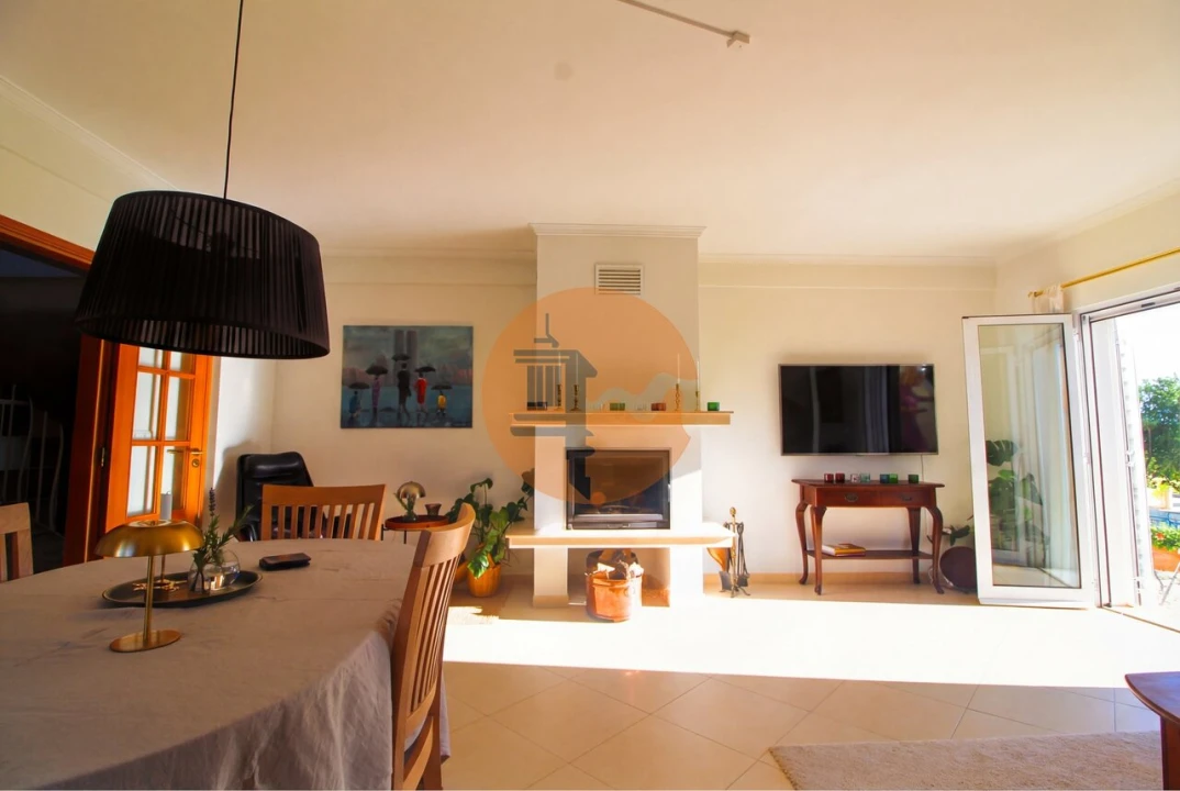 Moradia T4 para Venda em Conceição e Cabanas de Tavira Foto 10