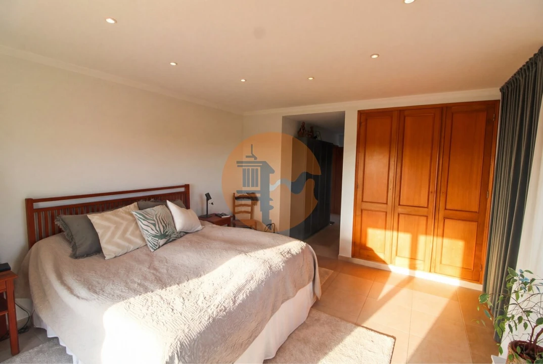 Moradia T4 para Venda em Conceição e Cabanas de Tavira Foto 18