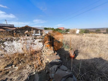 Terreno para Venda em Alcoutim e Pereiro