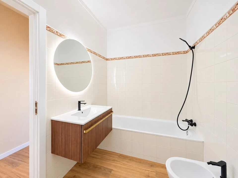 Apartamento T2 para Venda em Portimão Foto 11