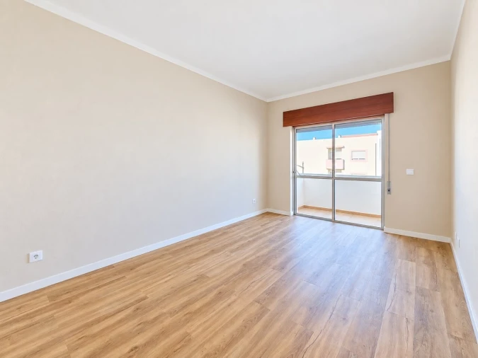 Apartamento T2 para Venda em Portimão Foto 7
