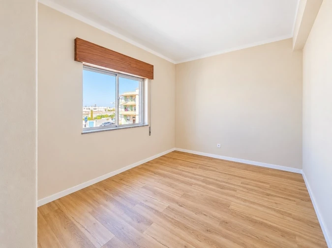 Apartamento T2 para Venda em Portimão Foto 15
