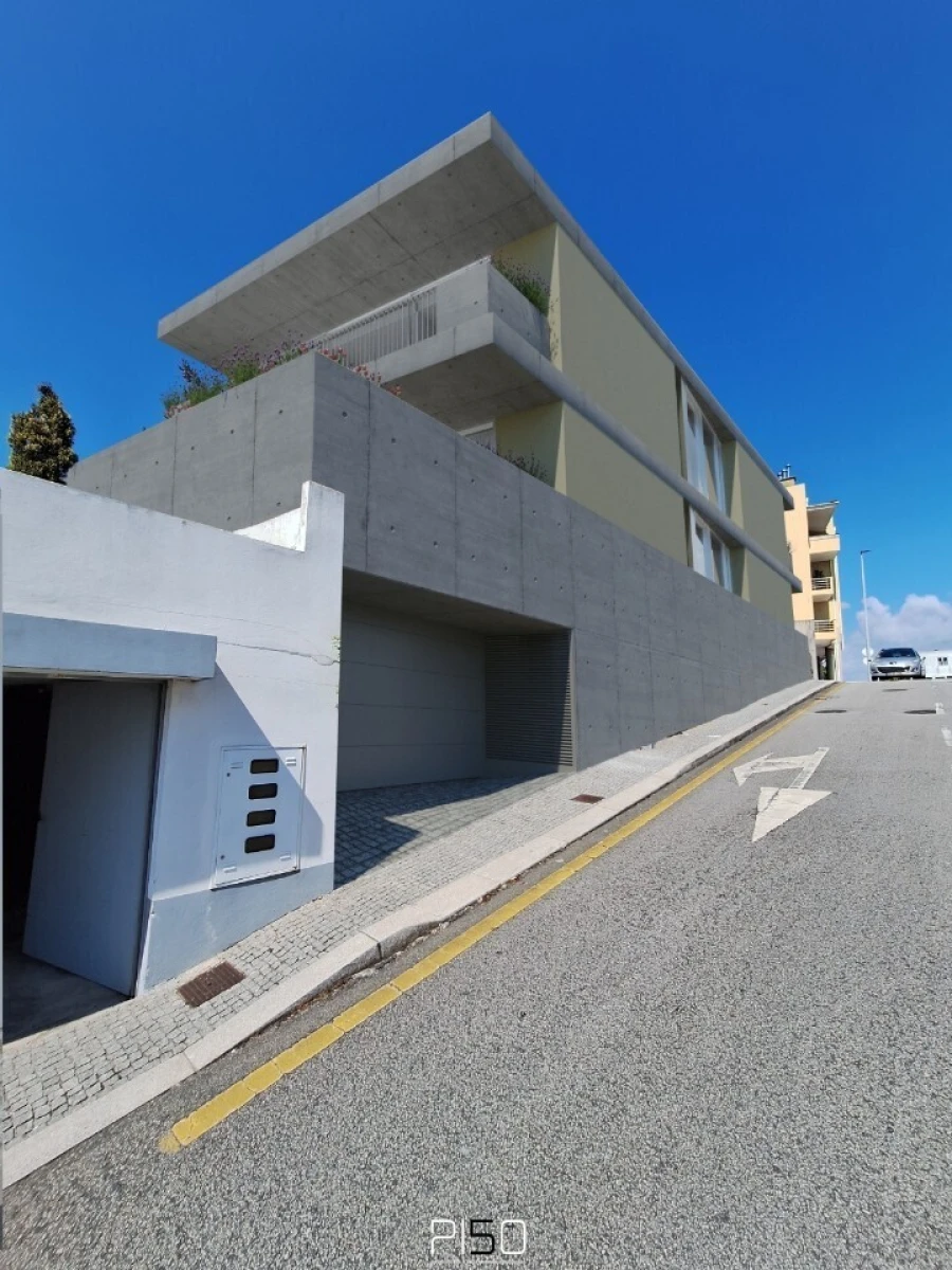 Apartamento T1 para Venda em São João da Madeira Foto 5