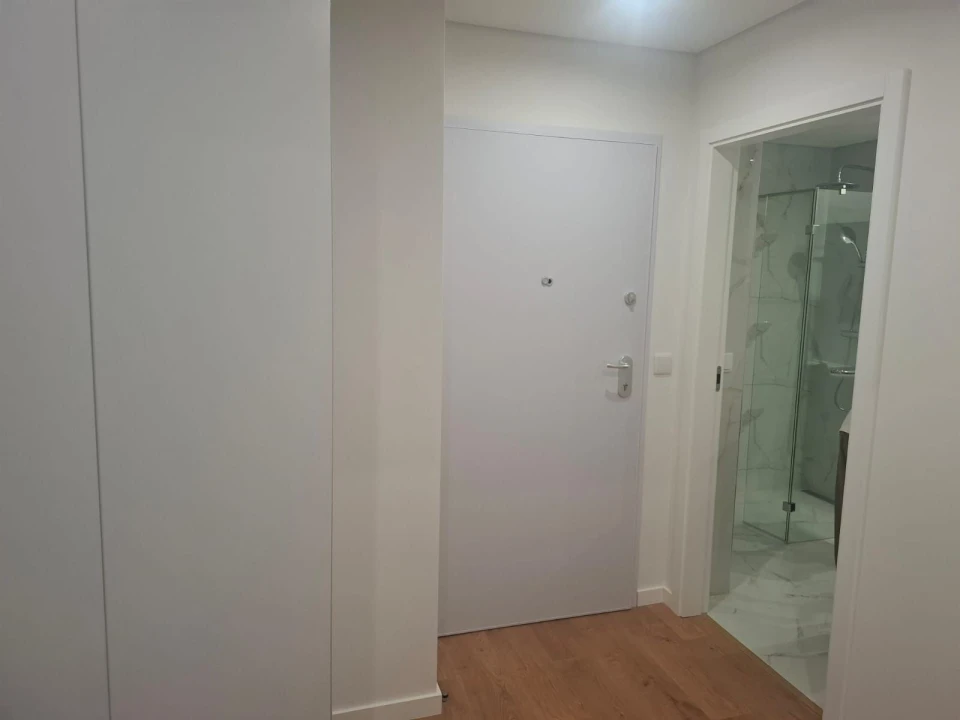 Apartamento T1 para Arrendamento em Ramalde Foto 1
