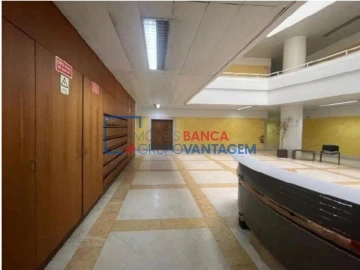 Escritório para Venda em Cidade da Maia