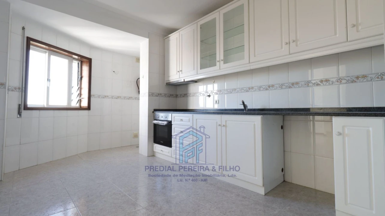 Apartamento T2 para Venda em Rio Tinto Foto 7