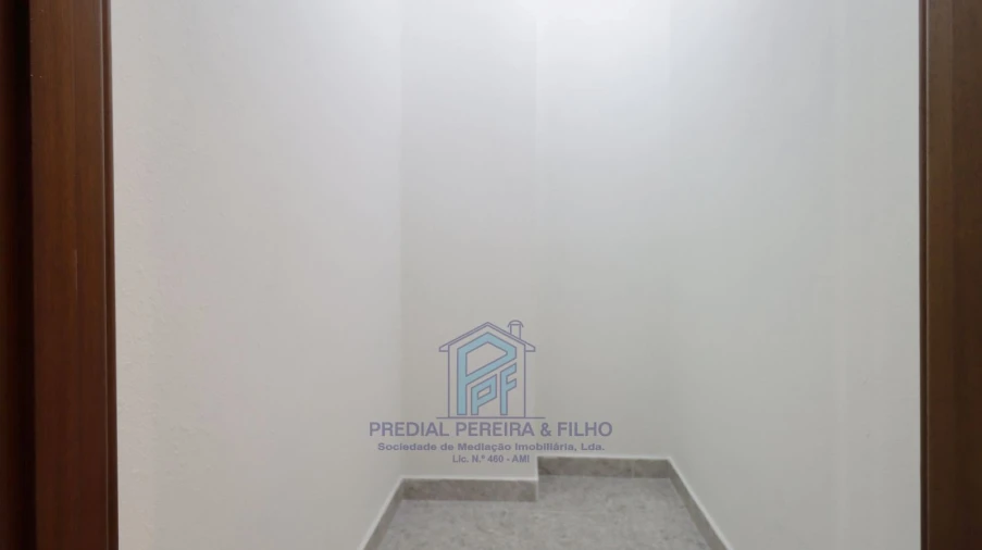 Apartamento T2 para Venda em Rio Tinto Foto 11
