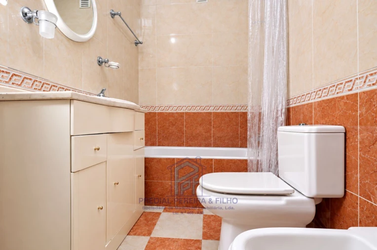 Apartamento T2 para Venda em Rio Tinto Foto 19