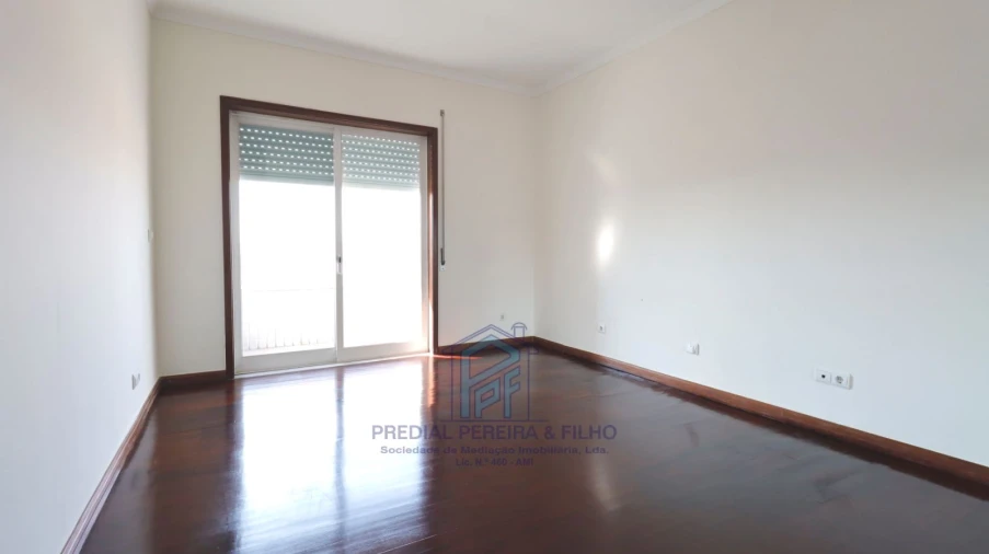 Apartamento T2 para Venda em Rio Tinto Foto 21