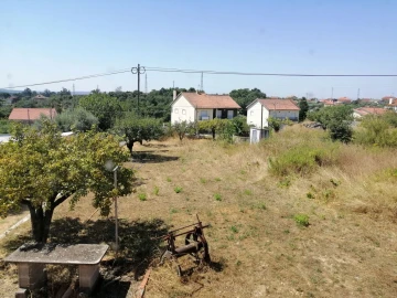 Moradia T5 para Venda em Casais e Alviobeira