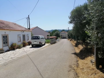 Moradia T5 para Venda em Casais e Alviobeira