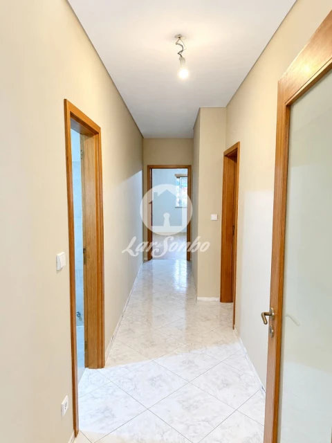 Apartamento T2 para Venda em São Vitor (Braga)