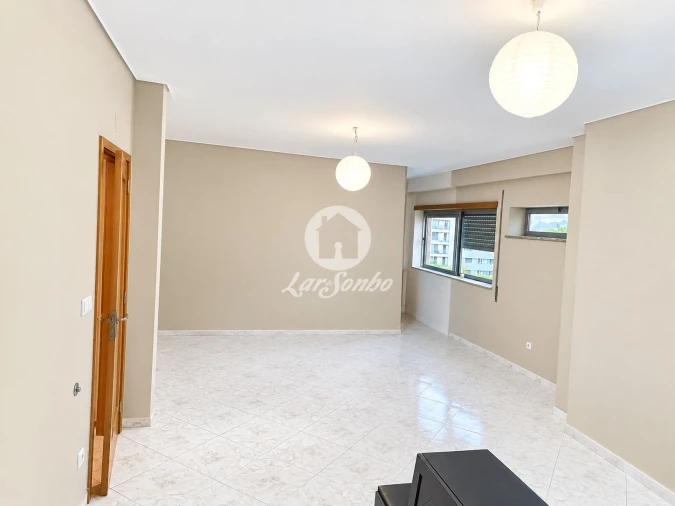 Apartamento T2 para Venda em São Vitor (Braga) Foto 9