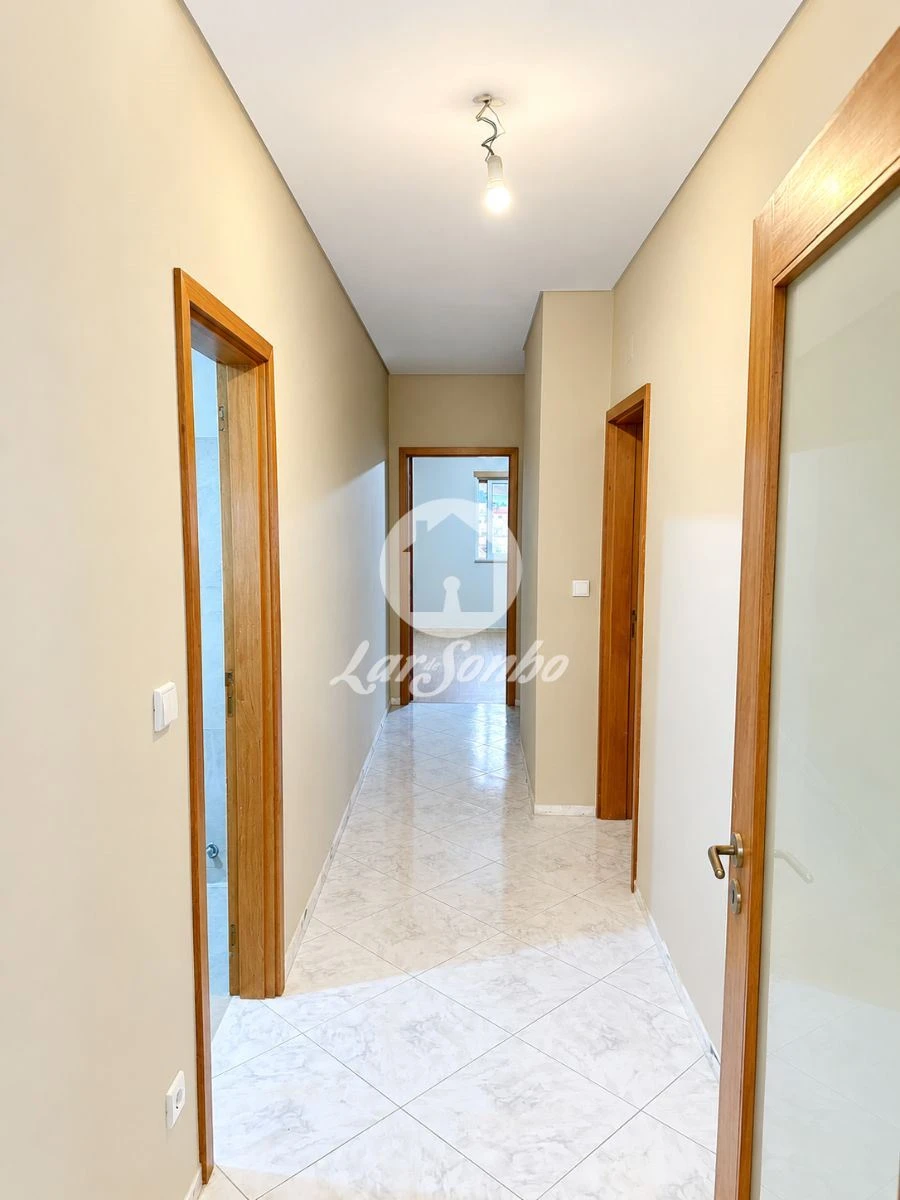 Apartamento T2 para Venda em São Vitor (Braga) Foto 22