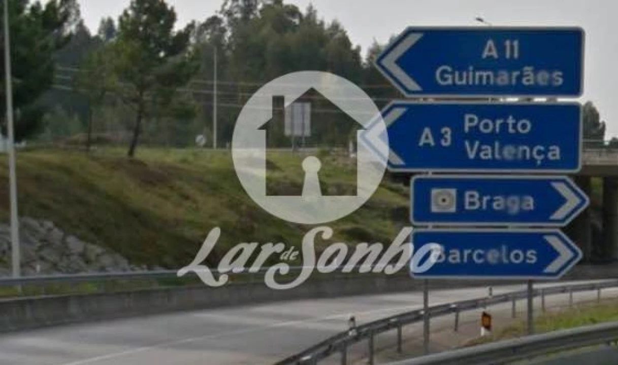 Apartamento T2 para Venda em Gualtar Foto 25