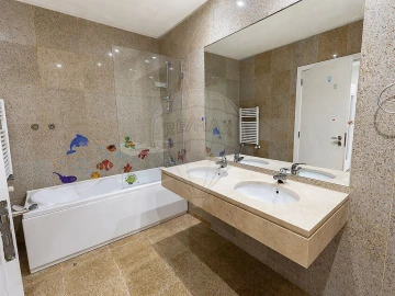 Apartamento T3 para Venda em Cidade da Maia