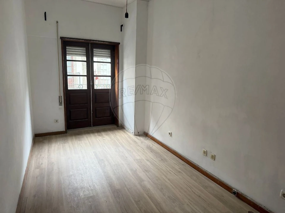Apartamento T1 para Venda em Cedofeita, Santo Ildefonso, Sé, Miragaia, São Nicolau e Vitória Foto 6
