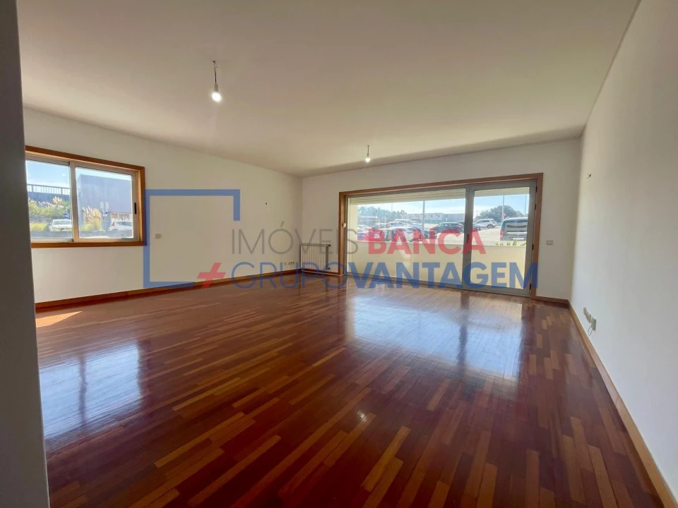 Apartamento T4 para Venda em Custóias, Leça do Balio e Guifões Foto 4