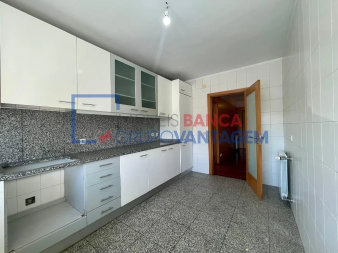 Apartamento T4 para Venda em Custóias, Leça do Balio e Guifões Foto 8