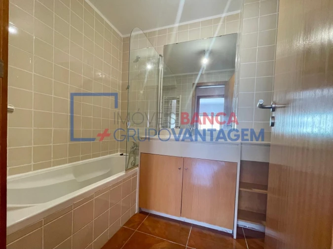 Apartamento T4 para Venda em Custóias, Leça do Balio e Guifões Foto 27