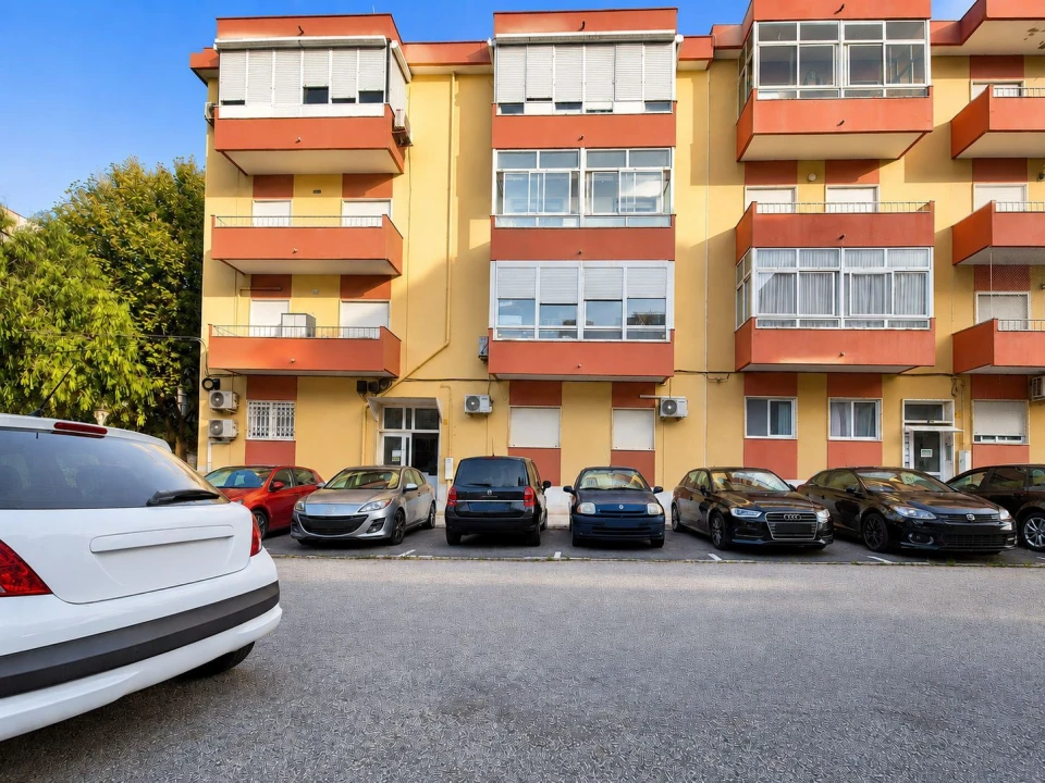 Apartamento T2 para Venda em Póvoa de Santa Iria e Forte da Casa Foto 15