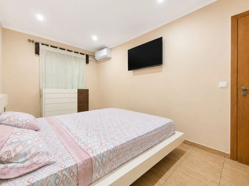 Apartamento T2 para Venda em Póvoa de Santa Iria e Forte da Casa Foto 23
