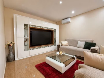 Apartamento T2 para Venda em Póvoa de Santa Iria e Forte da Casa