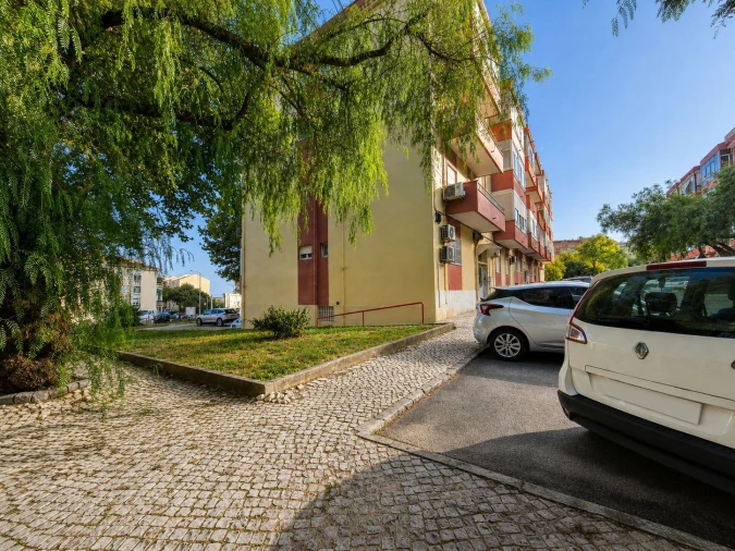 Apartamento T2 para Venda em Póvoa de Santa Iria e Forte da Casa Foto 12