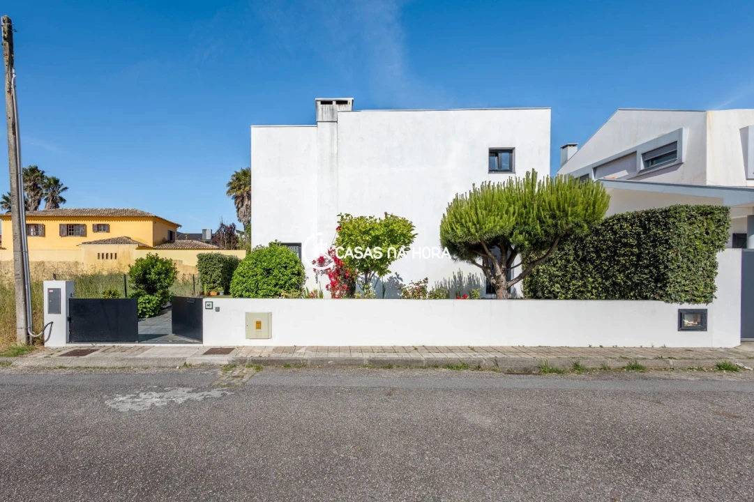 Apartamento T3 para Arrendamento em Esmoriz Foto 17