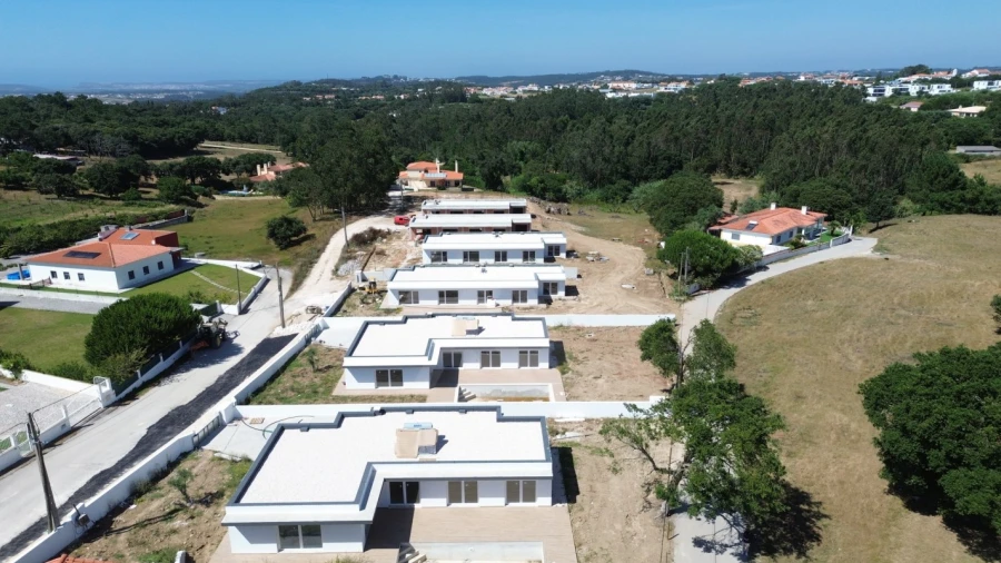 Moradia T3 para Venda em Nossa Senhora do Pópulo, Coto e São Gregório