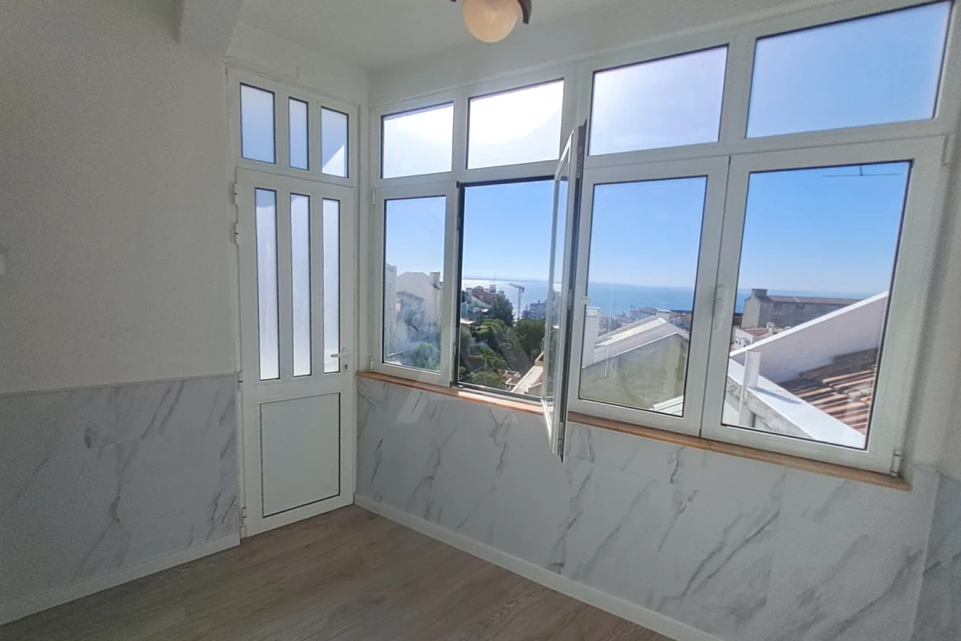 Apartamento T2 para Venda em São Vicente Foto 2