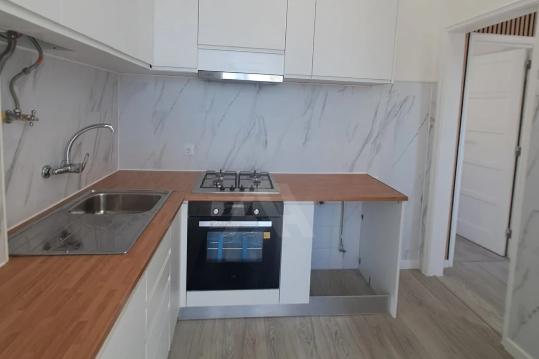 Apartamento T2 para Venda em São Vicente Foto 7