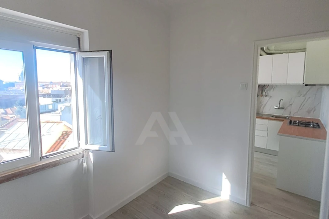 Apartamento T2 para Venda em São Vicente Foto 10