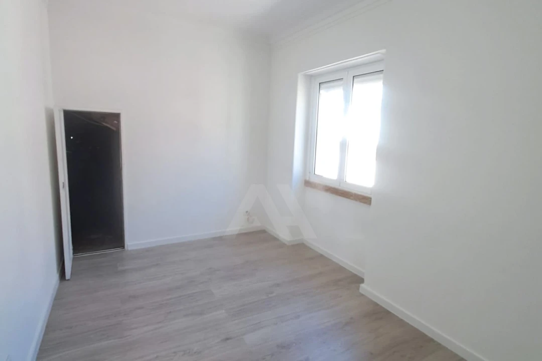 Apartamento T2 para Venda em São Vicente Foto 24