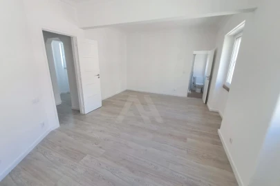 Apartamento T2 para Venda em São Vicente