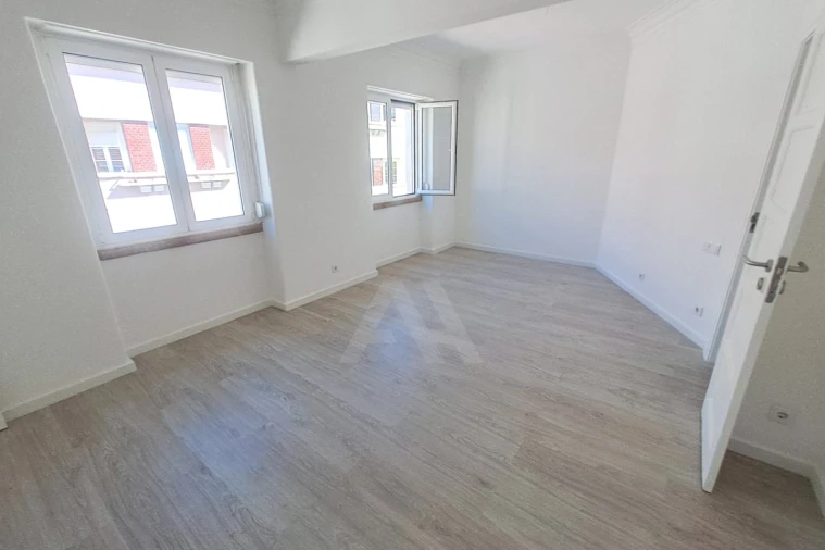 Apartamento T2 para Venda em São Vicente Foto 21