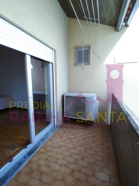 Apartamento T4 para Venda em Santo Antonio dos Olivais